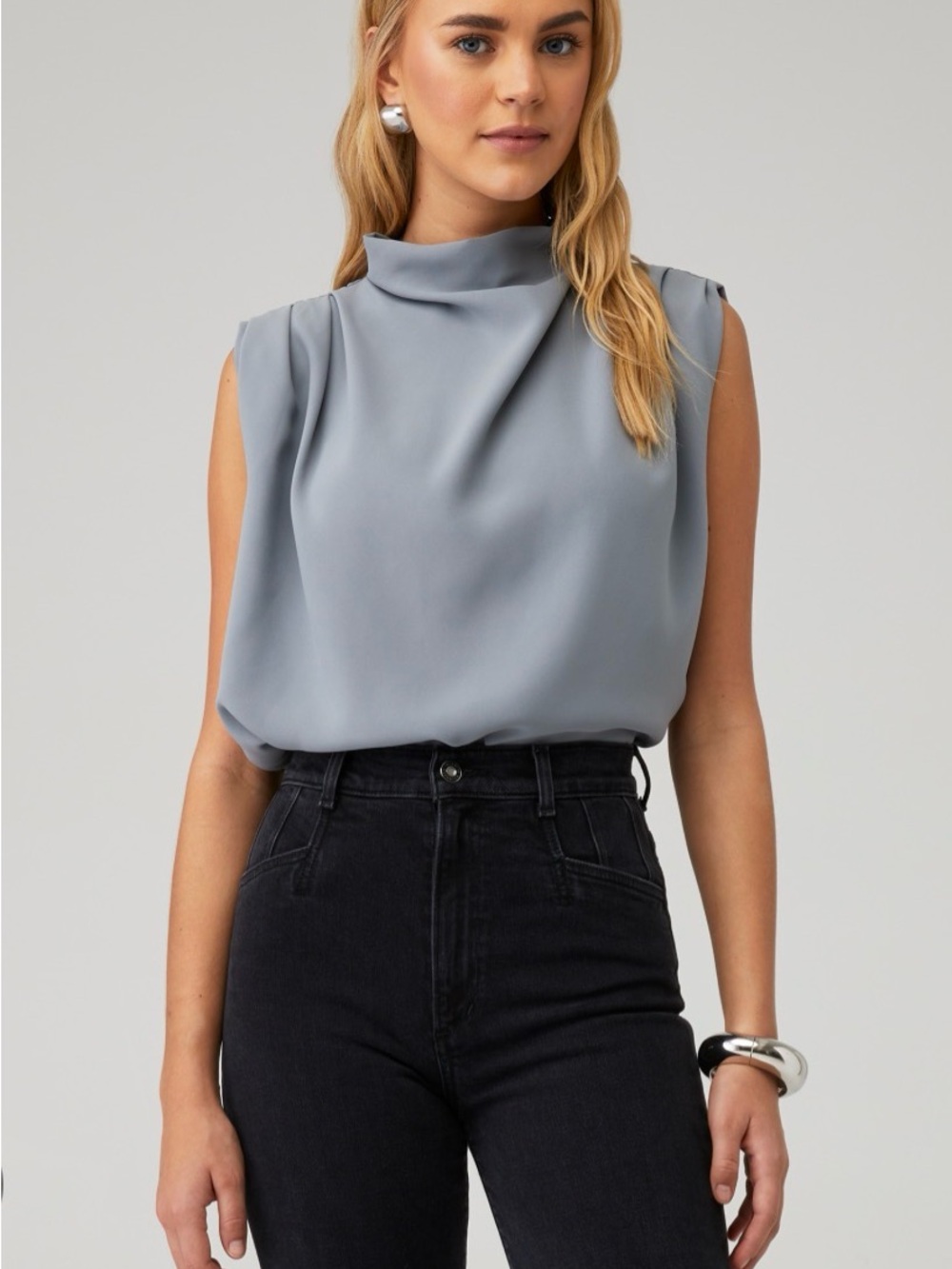 Amanda Uprichard Sleeveless Fabienne Top in Grey - Medium